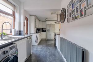 Kitchen- click for photo gallery